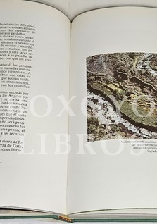 De la sierra al llano: Cáceres, Alta Extremadura. Prólogo: José María Pemán. Introducción: Antonio Rubio Rojas