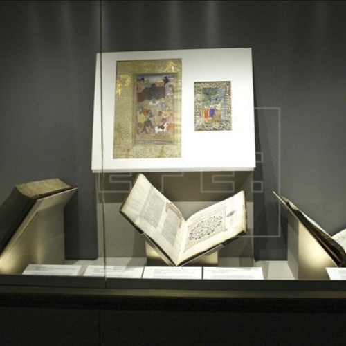 Exposición Joyas Bibliográficas en Museo Lázaro Galdiano